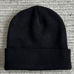 WIGWAM Acrylic Cap - Black